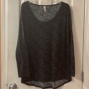 Black & Gray Lynnae Top